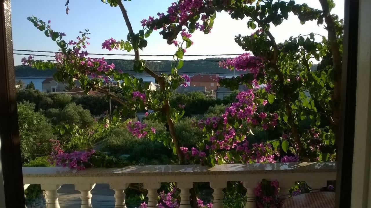 Apartments By The Sea Barbat, Rab - 17620 Barbat na Rabu المظهر الخارجي الصورة
